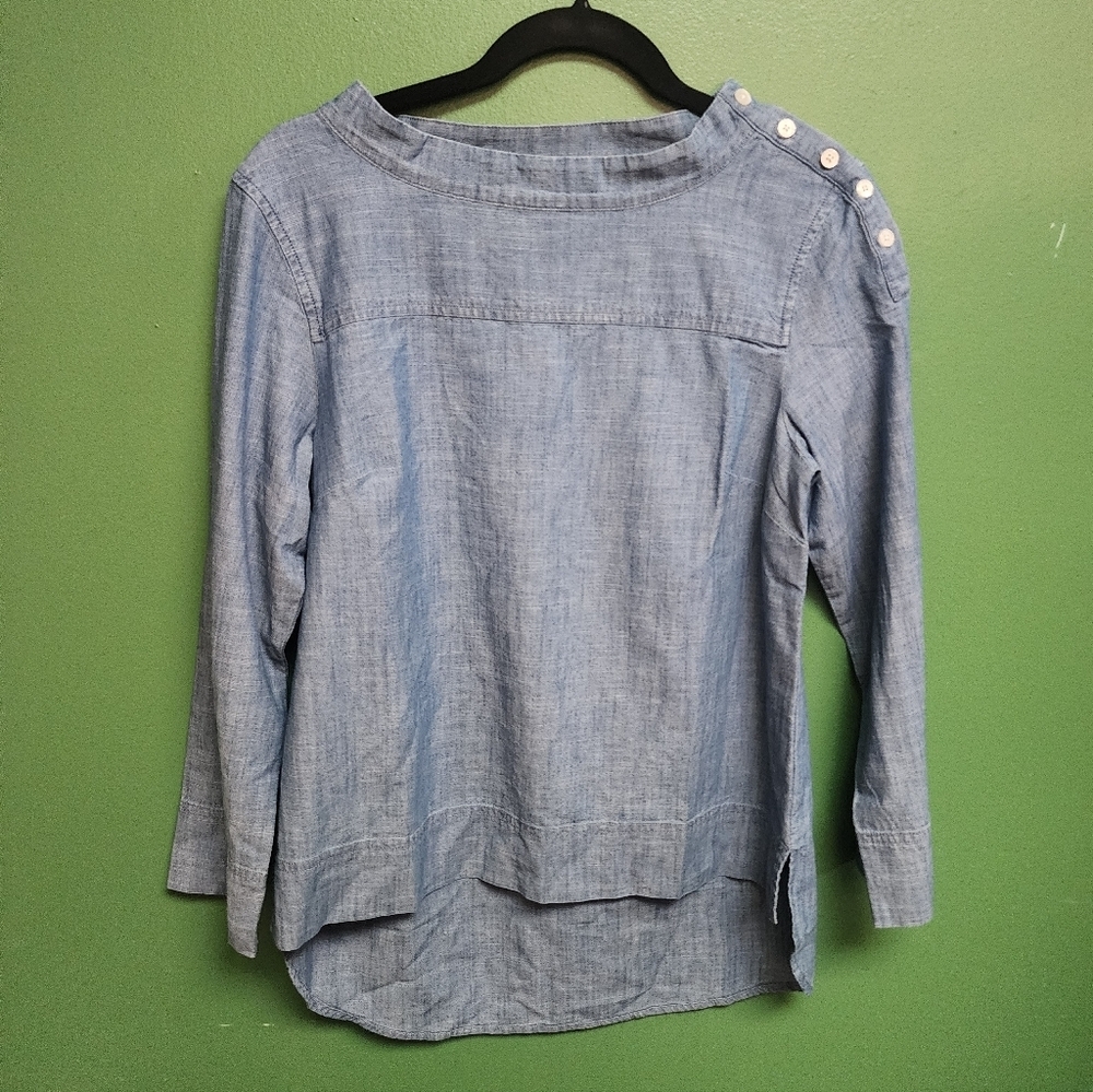 J.Crew Chambray Button-Shoulder Top | Size 2 new - Picture 3 of 3